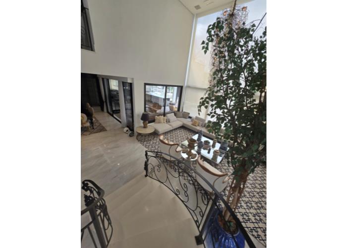 001 CASA BARUERI